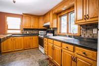 106 W Division Street, Greenwood, WI 54437