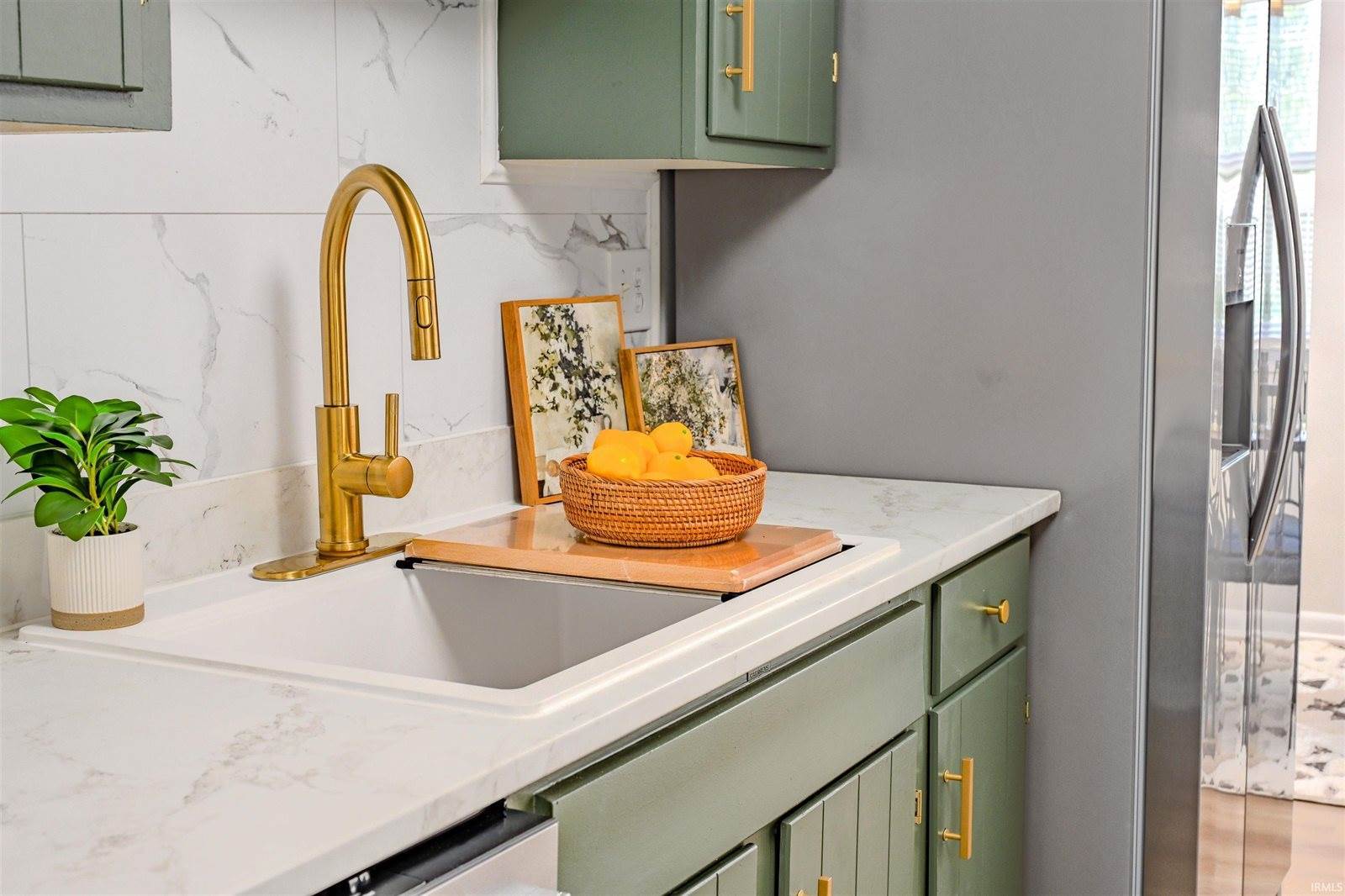 1032 Debolt Avenue, Union City, IN 47390