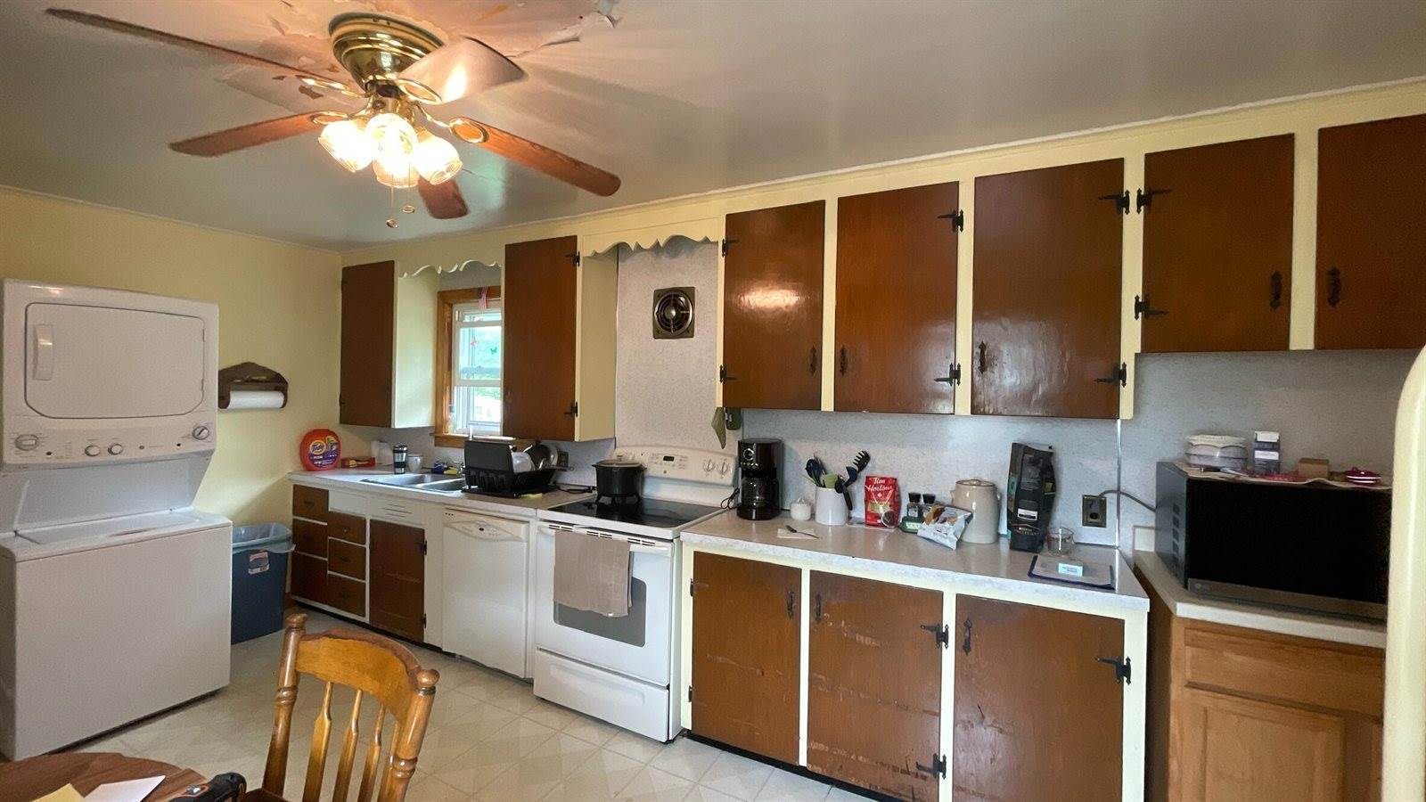 14 Lincoln Street, Presque Isle, ME 04769