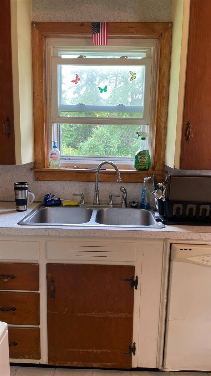 14 Lincoln Street, Presque Isle, ME 04769