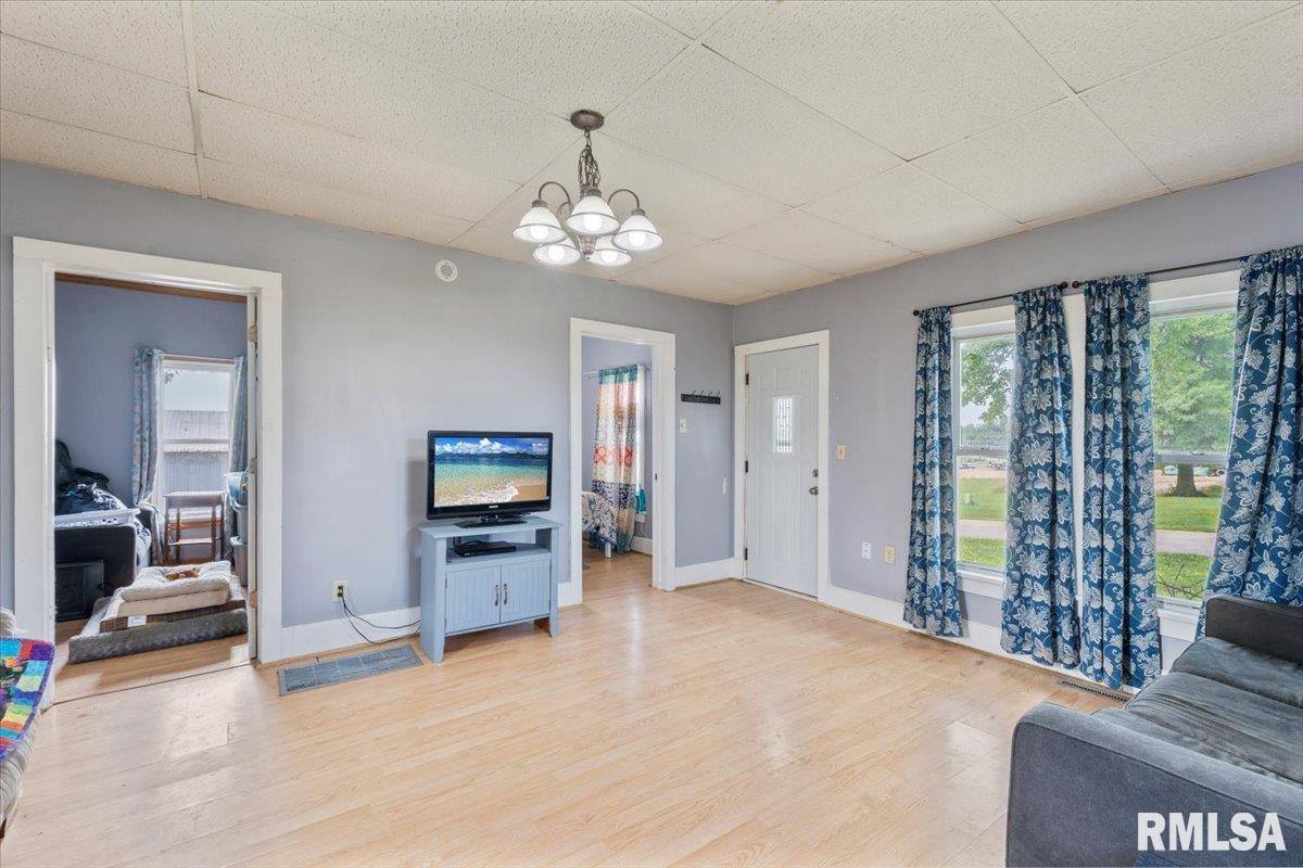 58 Lemon Street, Tipton, IA 52772