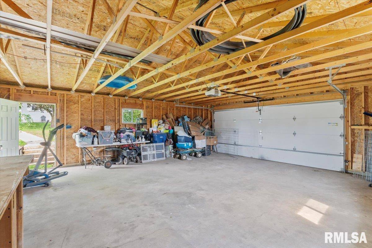 58 Lemon Street, Tipton, IA 52772