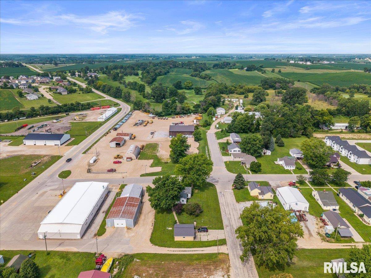 58 Lemon Street, Tipton, IA 52772