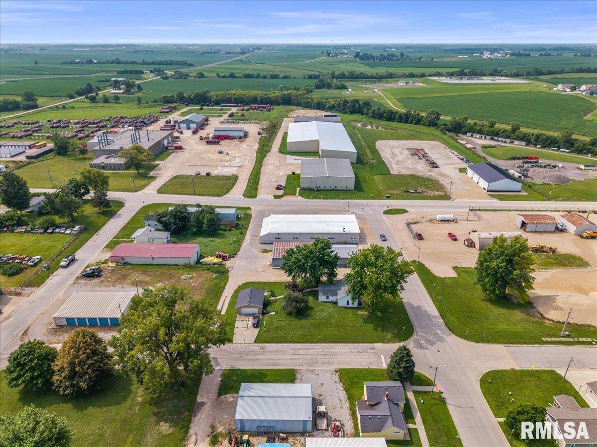 58 Lemon Street, Tipton, IA 52772