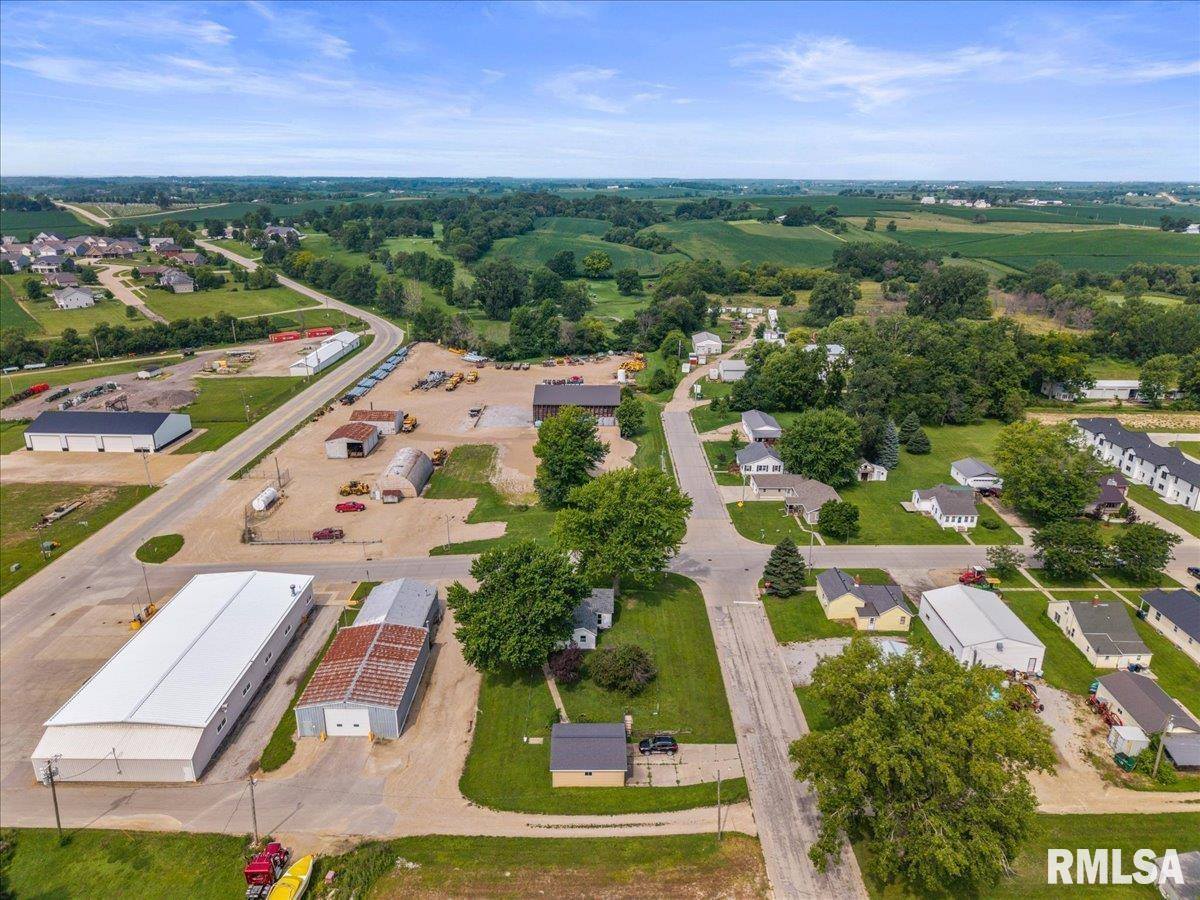 58 Lemon Street, Tipton, IA 52772