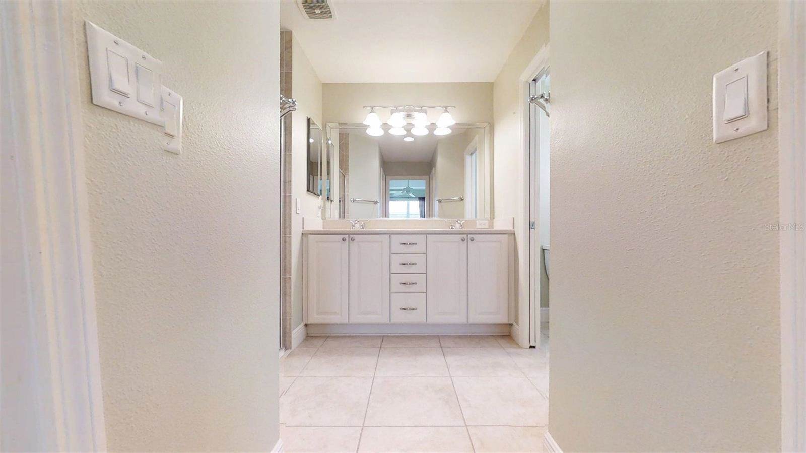 665 Surfside Lane, The Villages, FL 32162