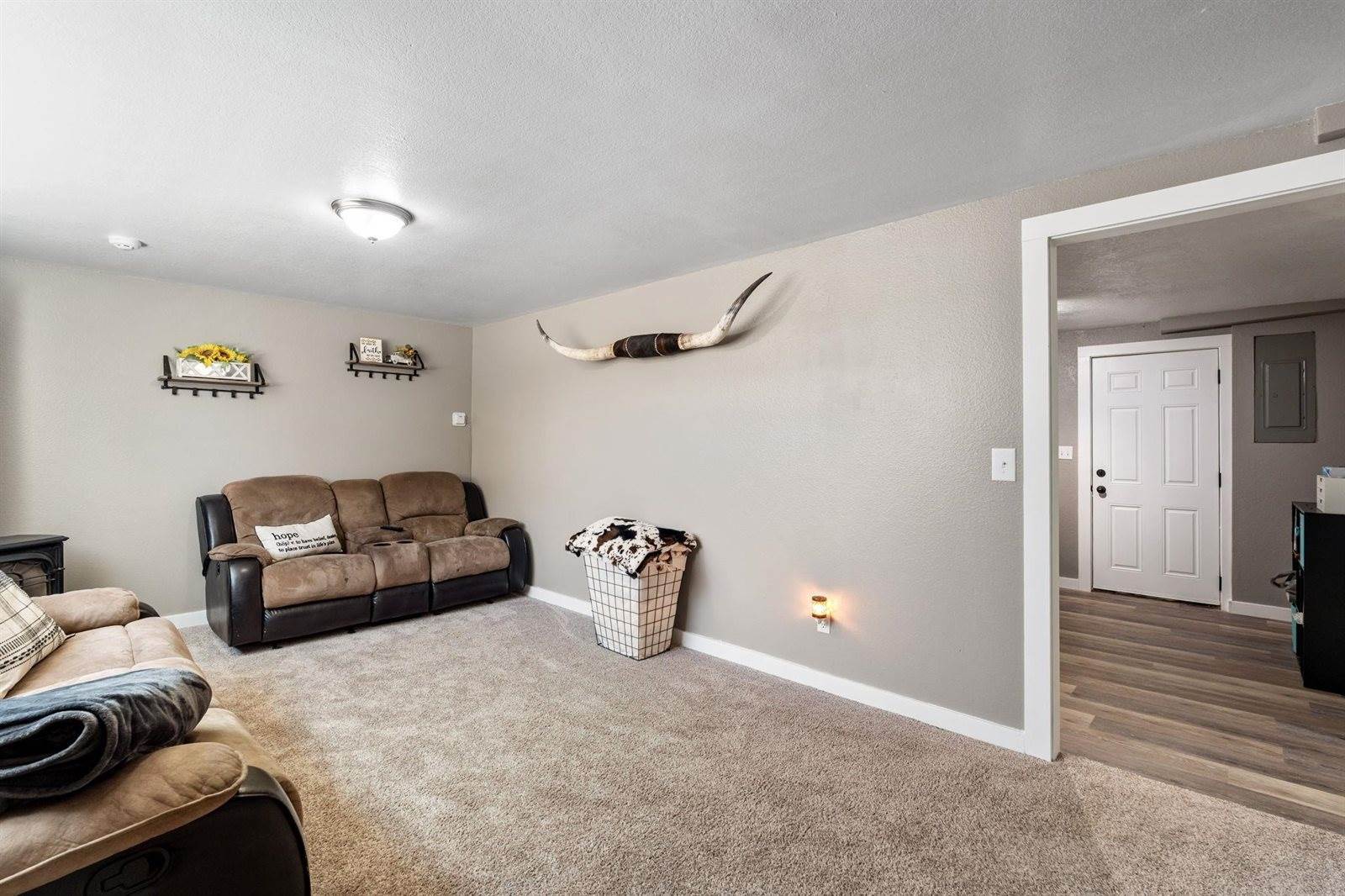 494 Hillcrest Avenue, American Falls, ID 83211