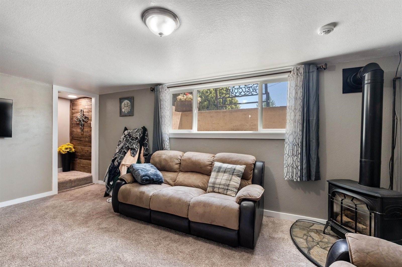 494 Hillcrest Avenue, American Falls, ID 83211