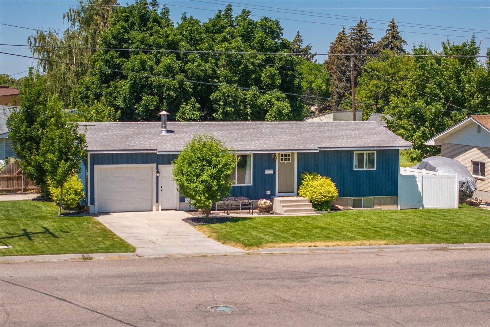 494 Hillcrest Avenue, American Falls, ID 83211