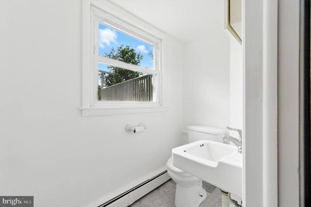 114 Woodview Lane, Media, PA 19063