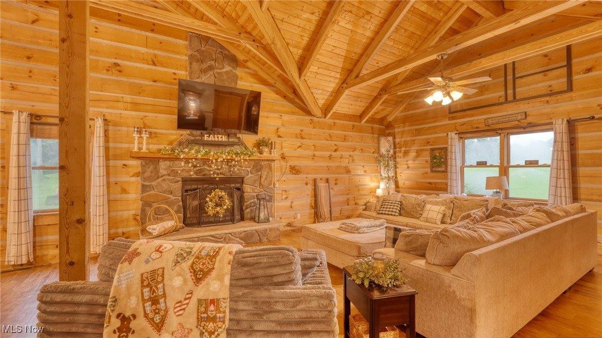 48820 Hillcrest Drive, Caldwell, OH 43724