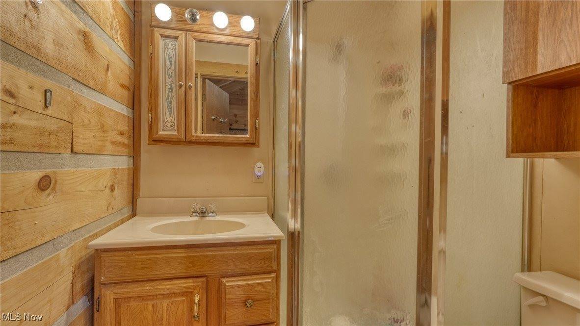 48820 Hillcrest Drive, Caldwell, OH 43724