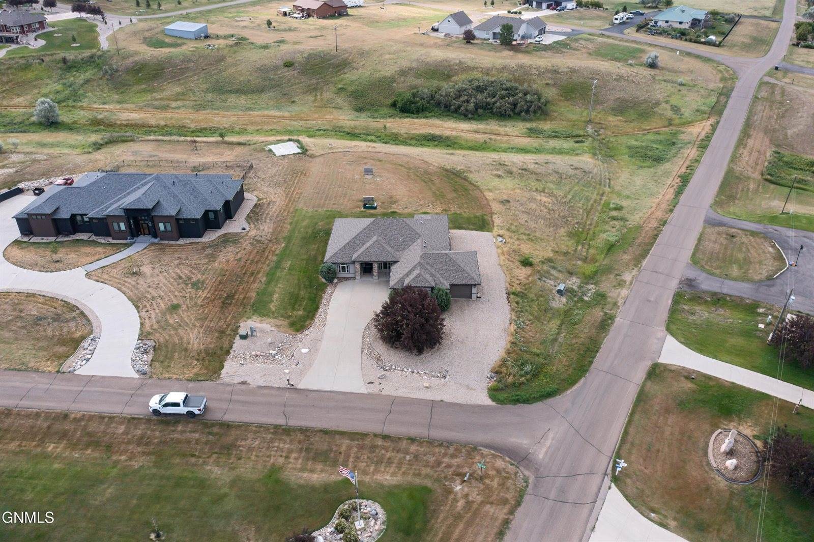 2004 16th Street East, Williston, ND 58801