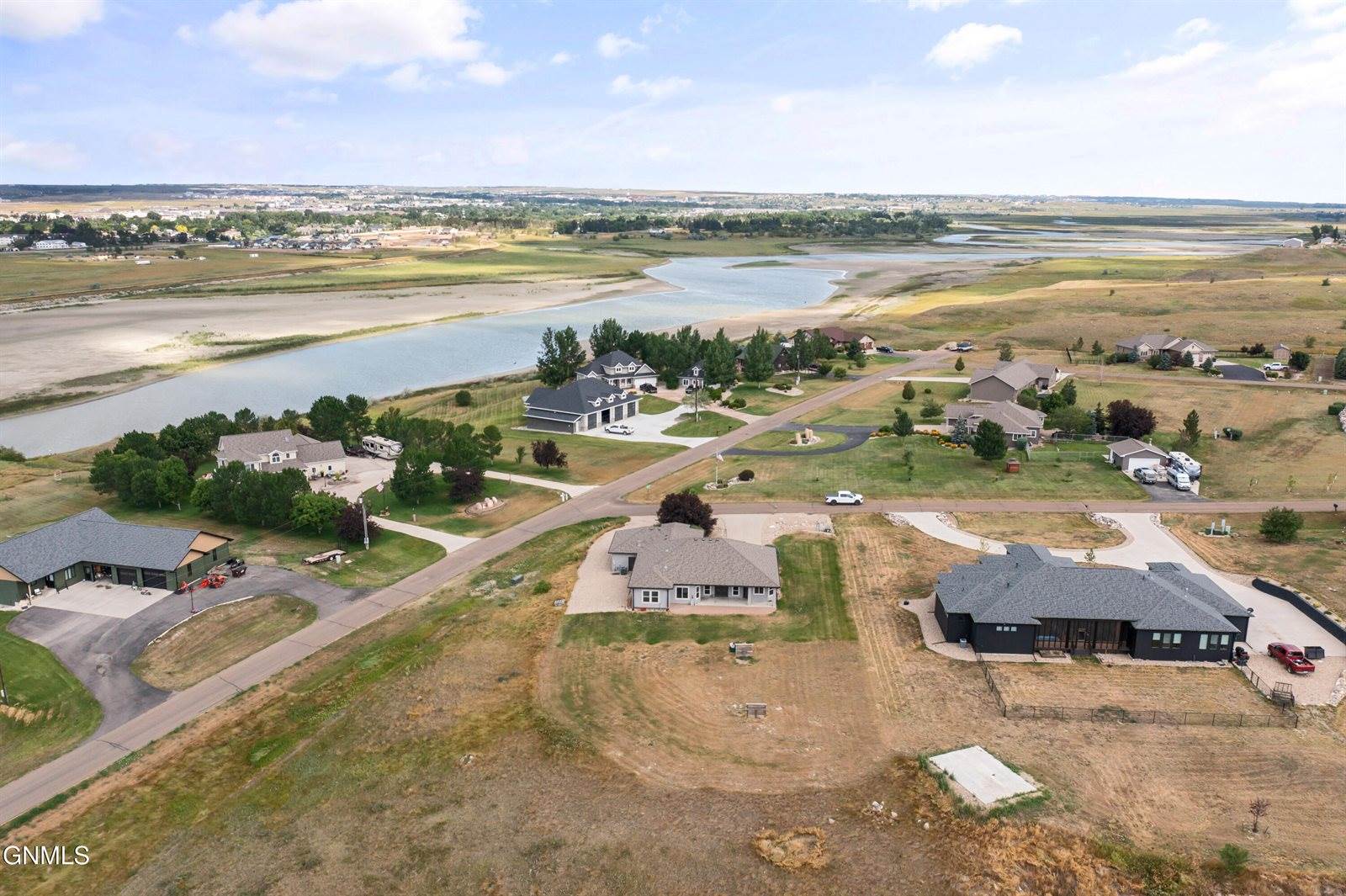 2004 16th Street East, Williston, ND 58801