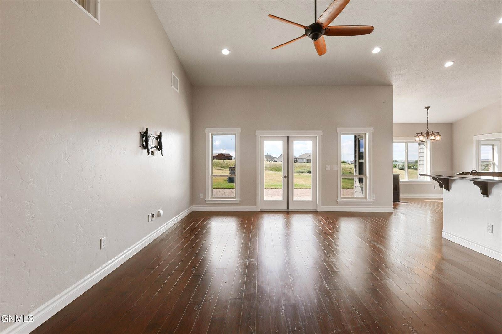 2004 16th Street East, Williston, ND 58801