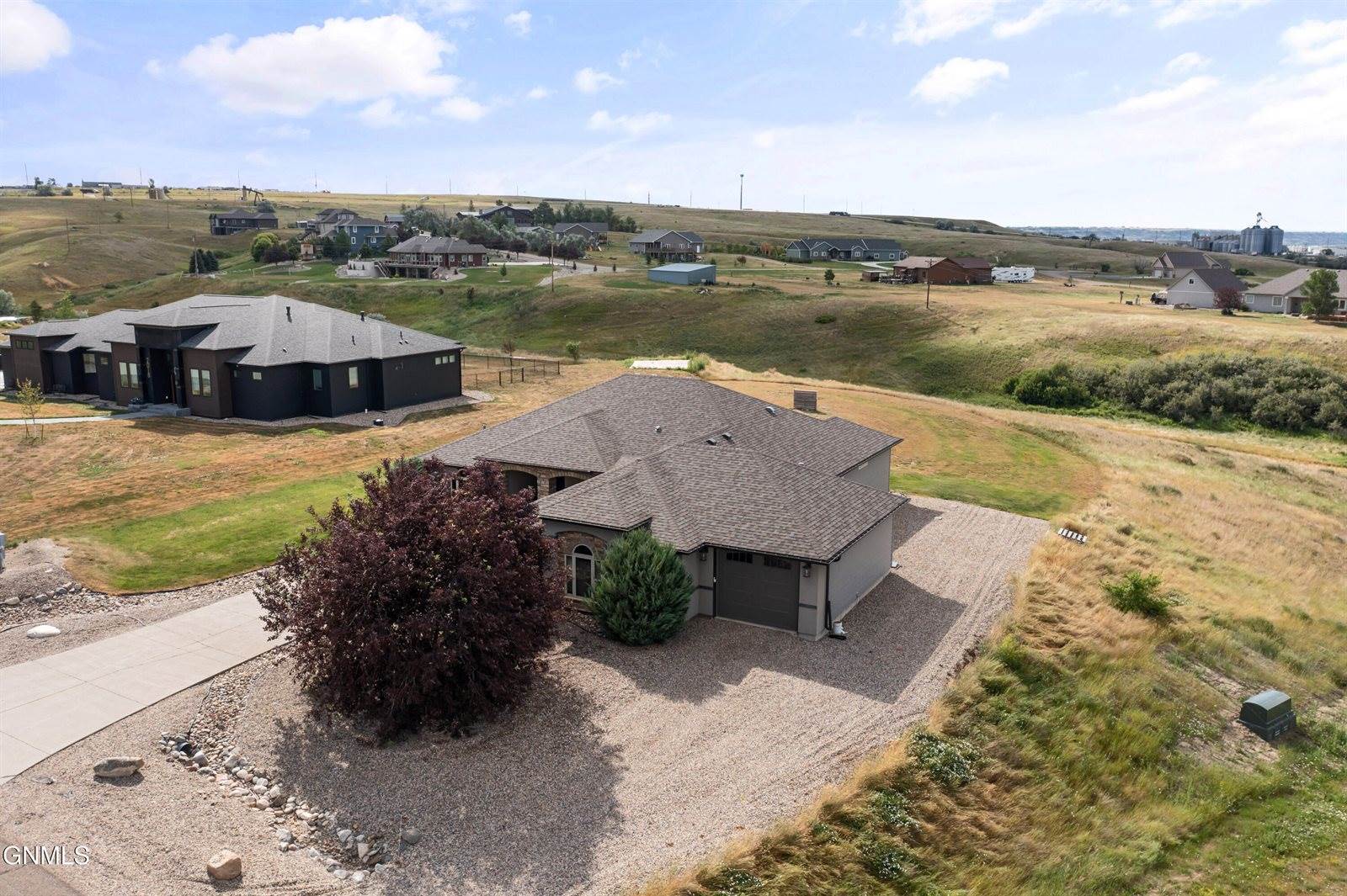 2004 16th Street East, Williston, ND 58801