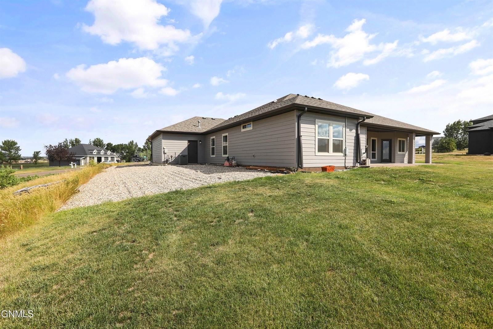 2004 16th Street East, Williston, ND 58801