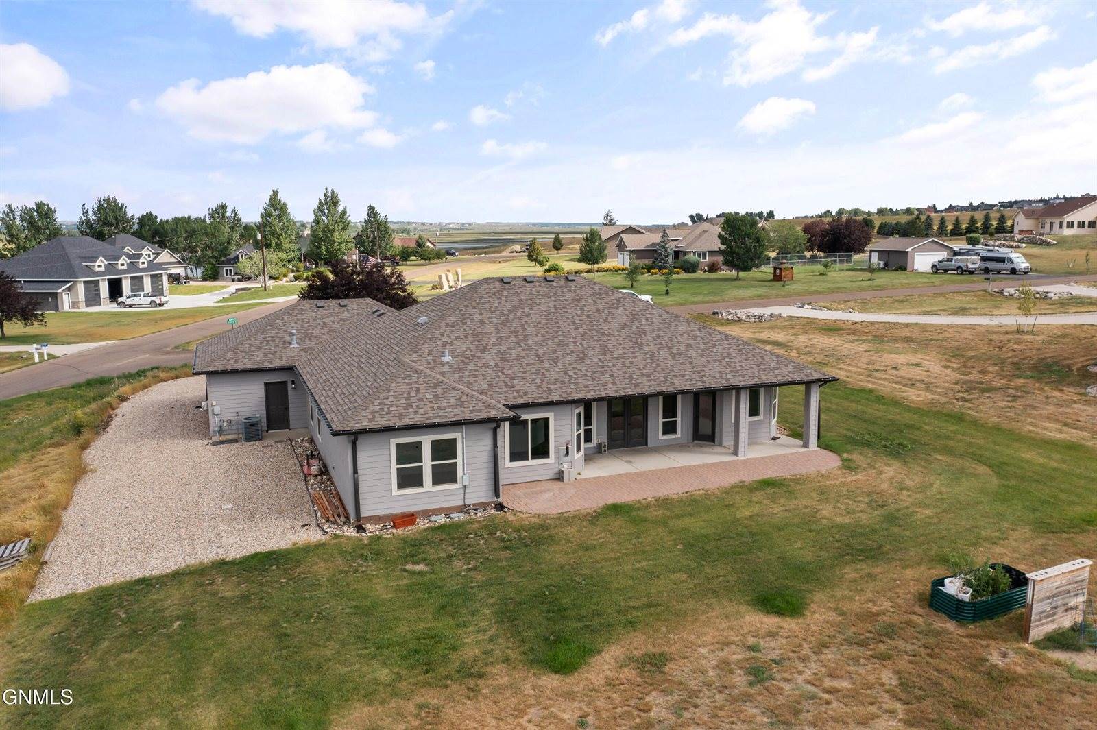 2004 16th Street East, Williston, ND 58801