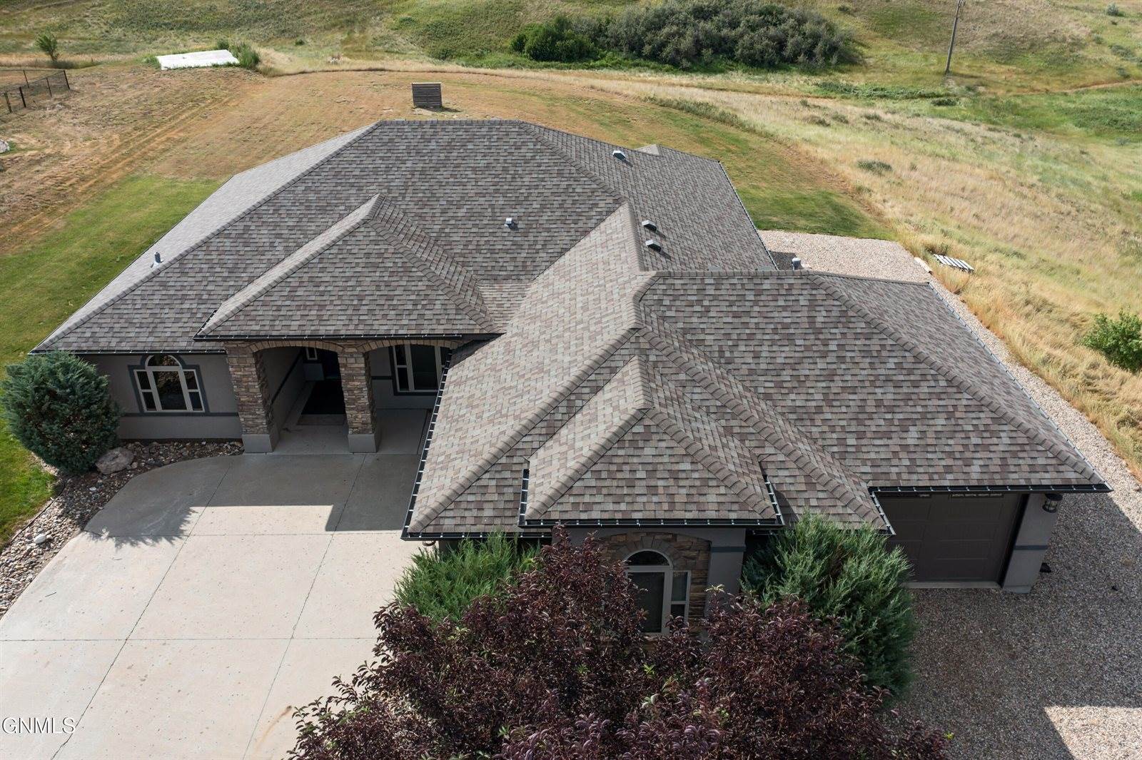 2004 16th Street East, Williston, ND 58801