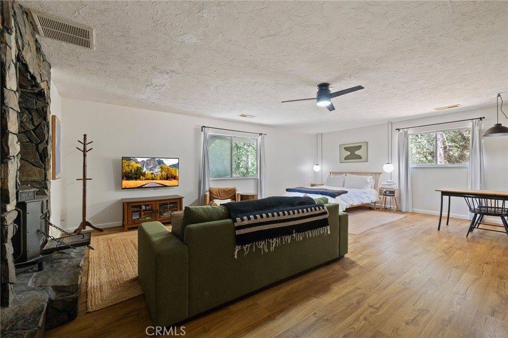 20018 Pine Mountain Drive, Groveland, CA 95321