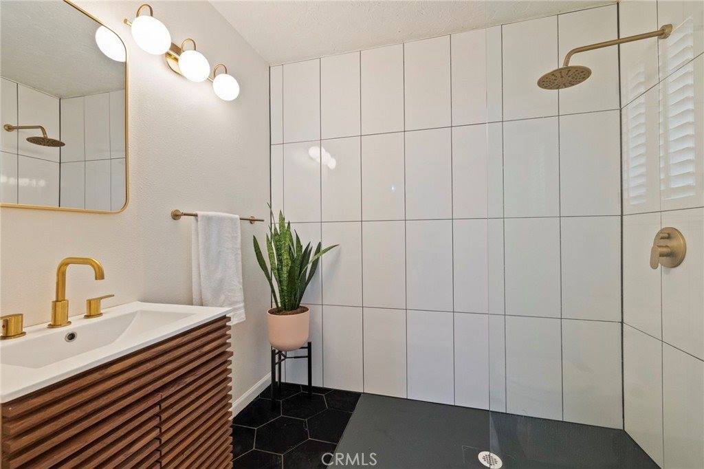 20018 Pine Mountain Drive, Groveland, CA 95321