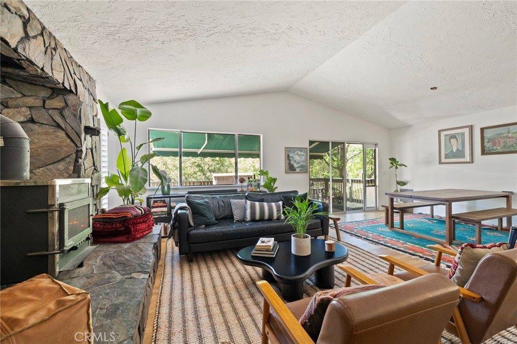 20018 Pine Mountain Drive, Groveland, CA 95321