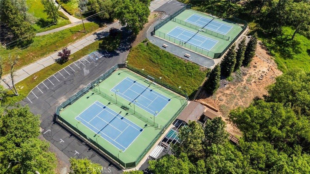 20018 Pine Mountain Drive, Groveland, CA 95321