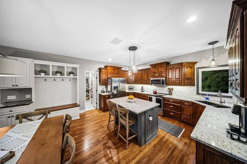 19002 West 118th Street, Olathe, KS 66061