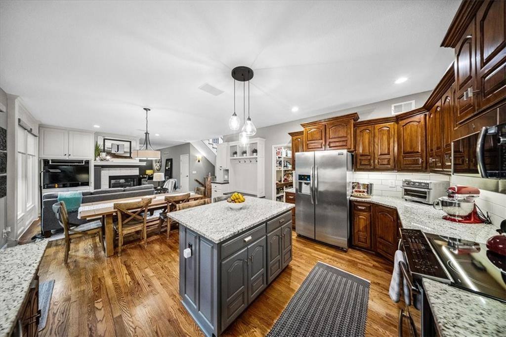 19002 West 118th Street, Olathe, KS 66061