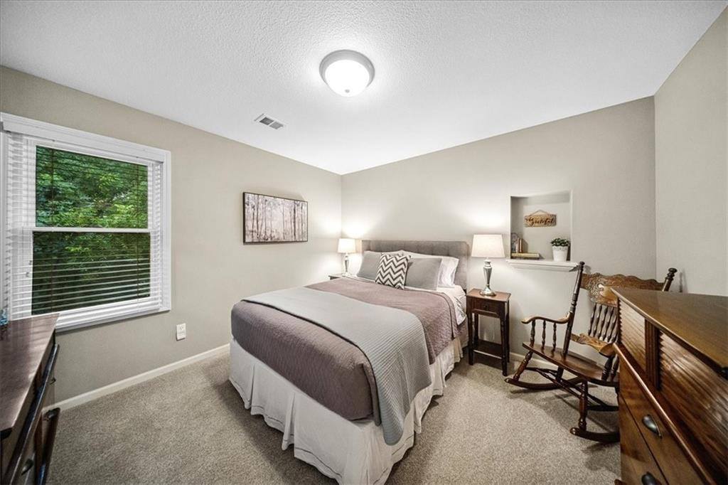 19002 West 118th Street, Olathe, KS 66061