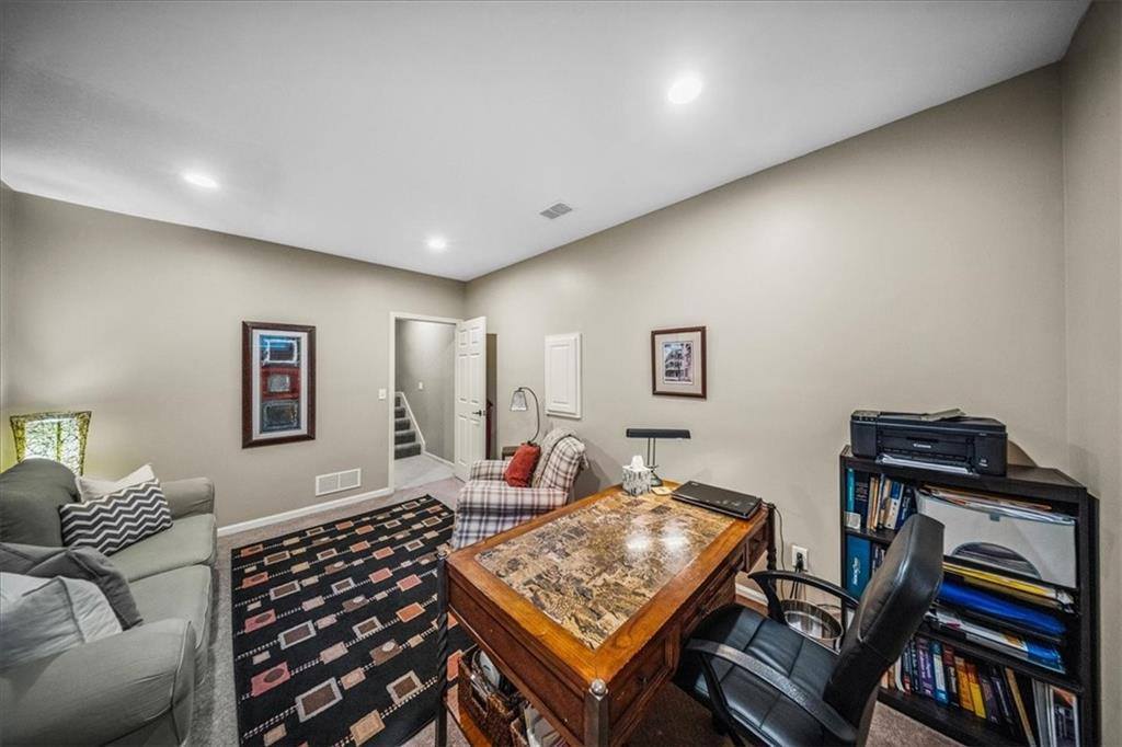 19002 West 118th Street, Olathe, KS 66061