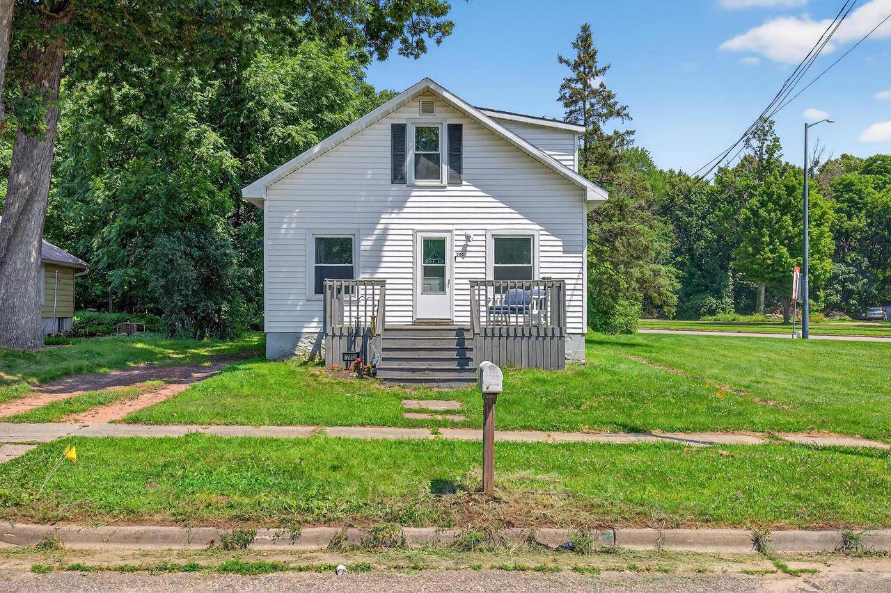 240 Lyon Street, Wisconsin Rapids, WI 54495