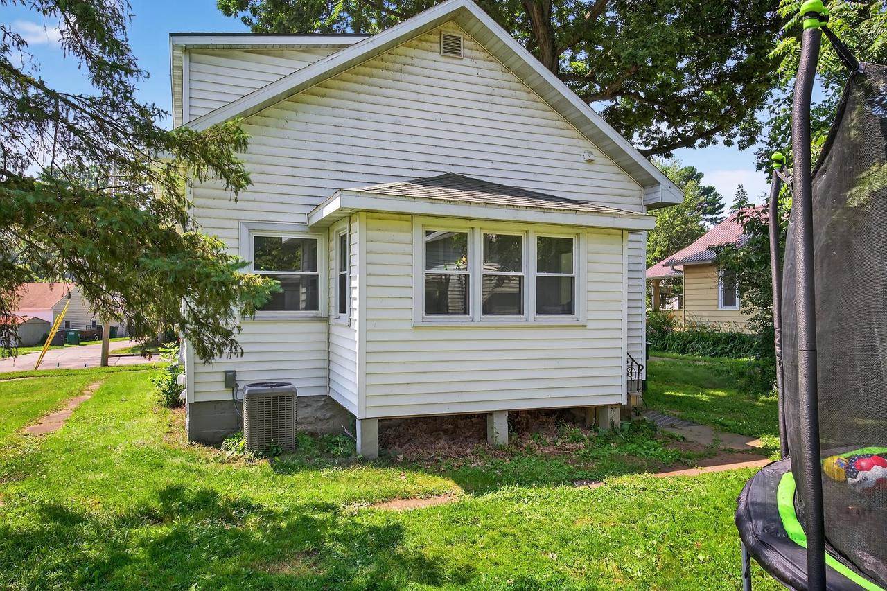 240 Lyon Street, Wisconsin Rapids, WI 54495