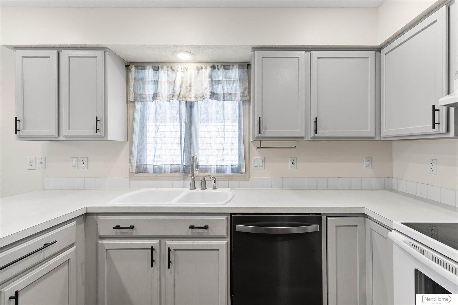 7347 South 18th Street, Lincoln, NE 68512