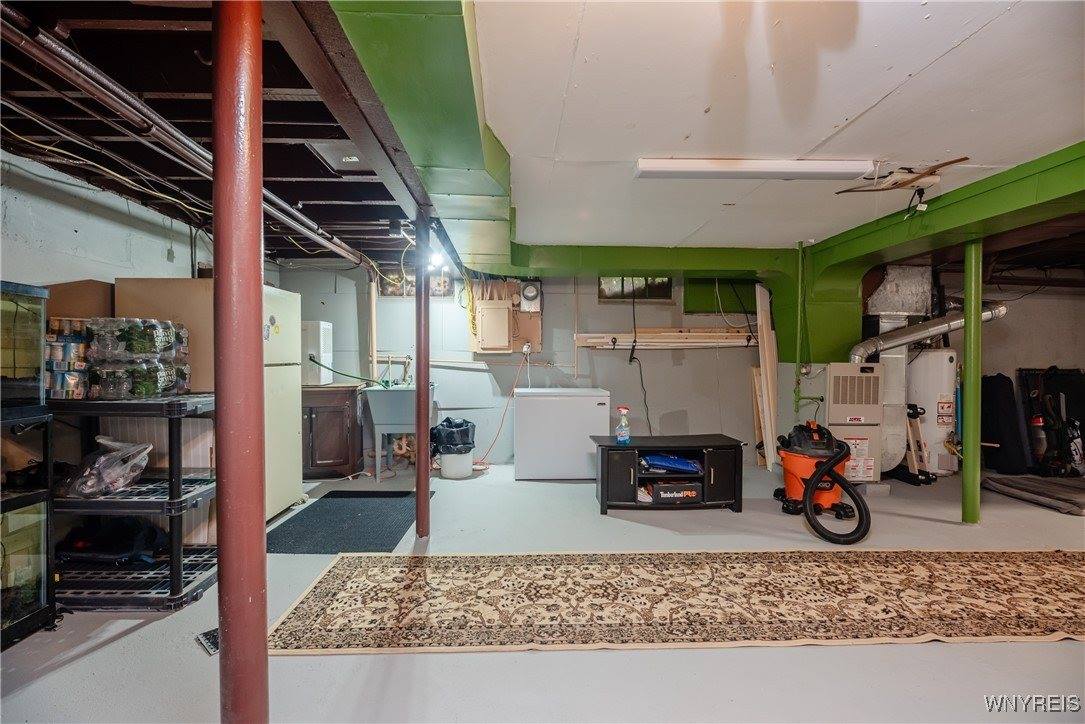 221 Bakerdale Road, Greece, NY 14616