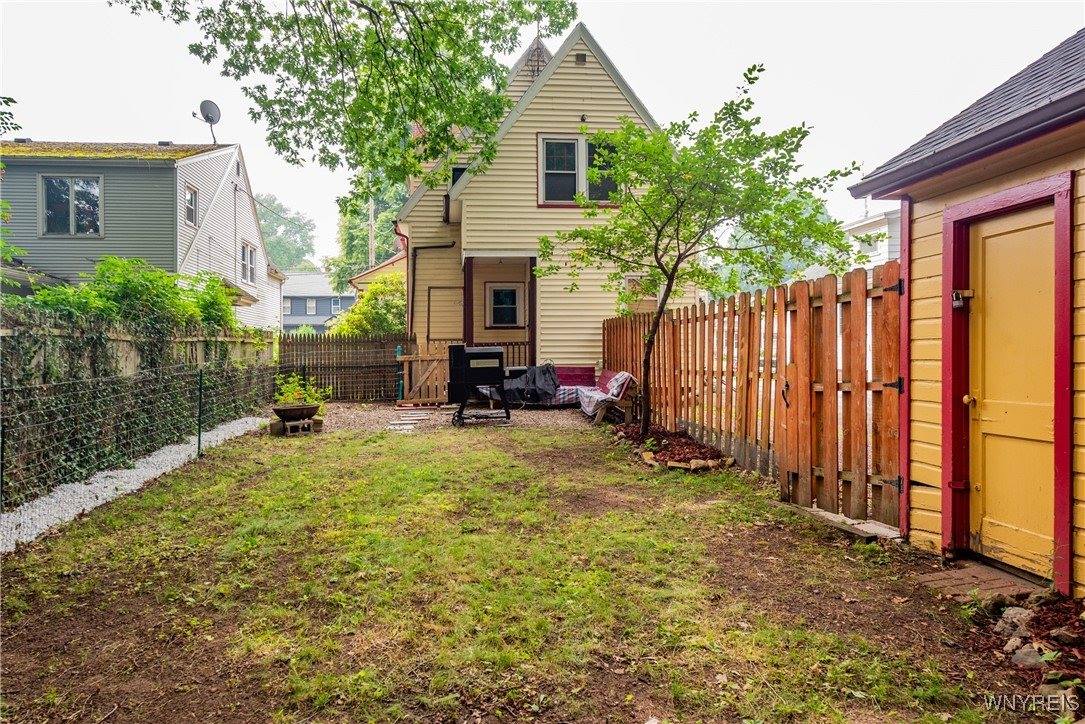 221 Bakerdale Road, Greece, NY 14616