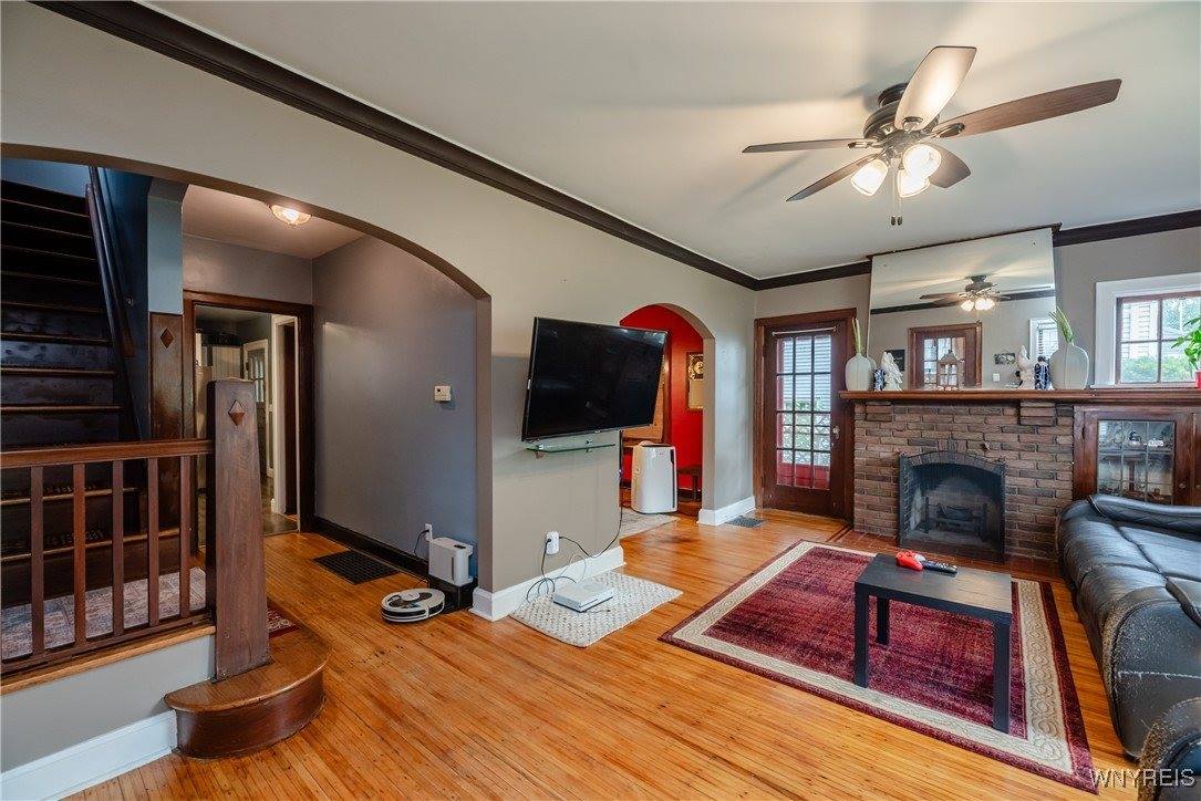 221 Bakerdale Road, Greece, NY 14616