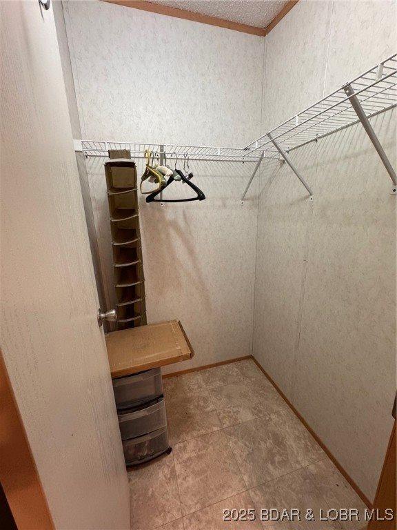 1389 Chimney Point, Sunrise Beach, MO 65079