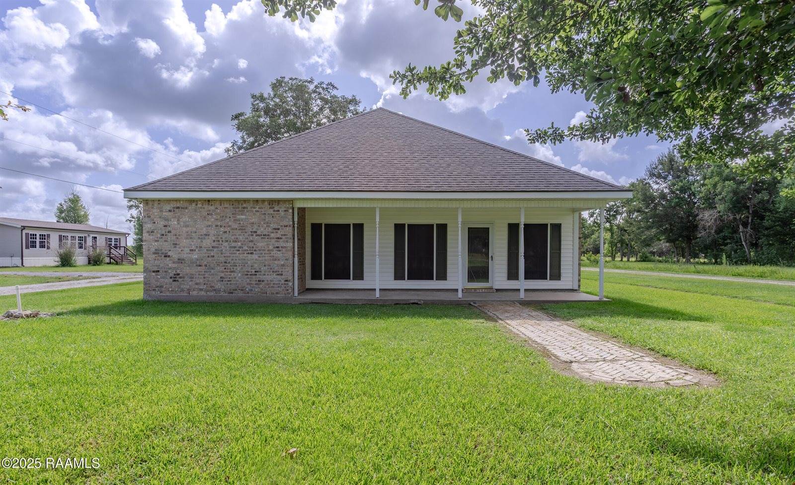 115 Burton Sonnier Lane, Rayne, LA 70578