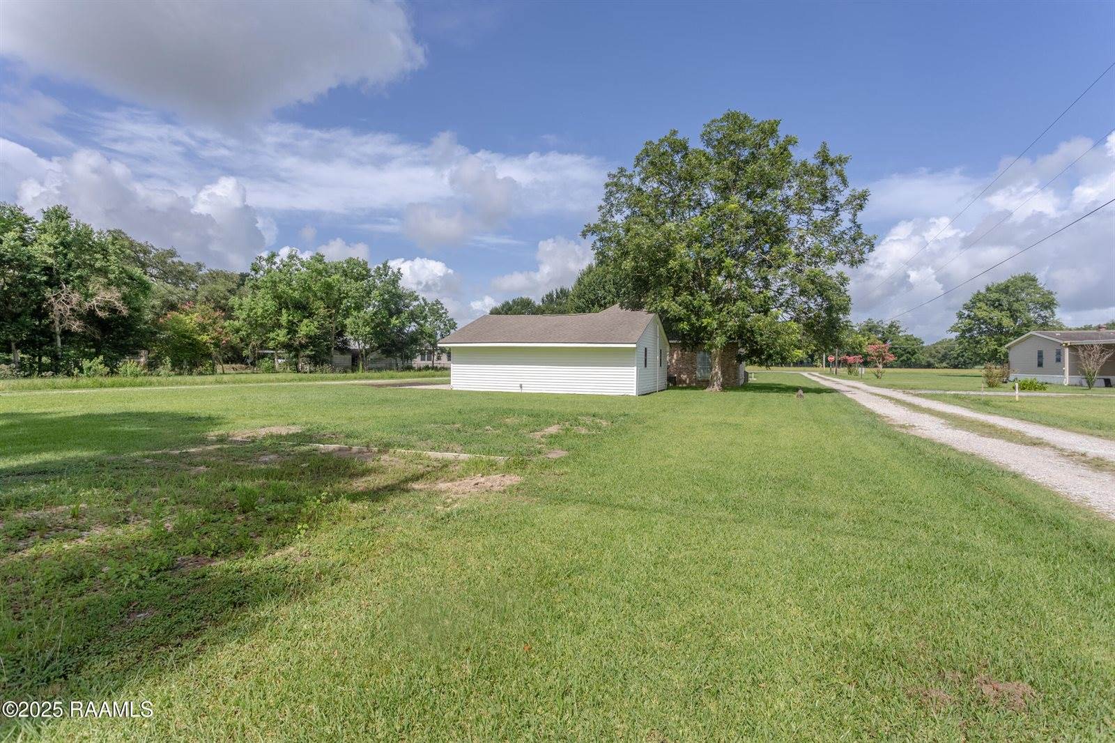 115 Burton Sonnier Lane, Rayne, LA 70578