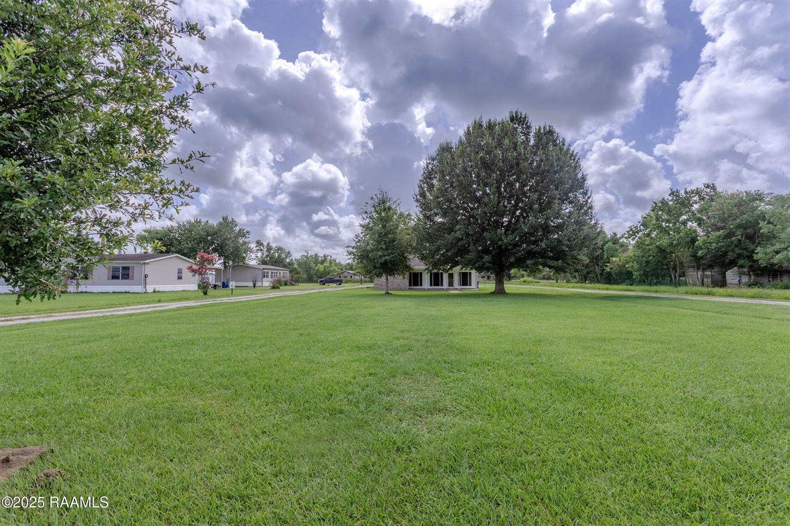 115 Burton Sonnier Lane, Rayne, LA 70578