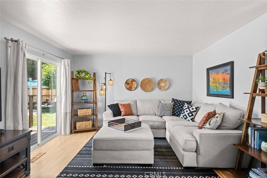 571 Redwood Way, Chico, CA 95926