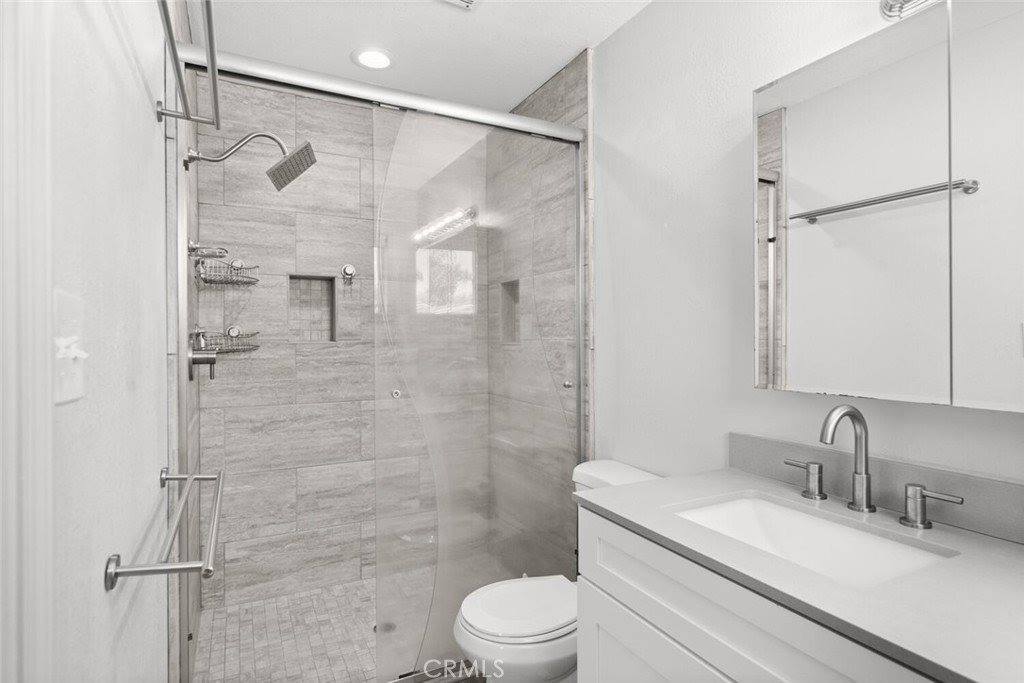 571 Redwood Way, Chico, CA 95926