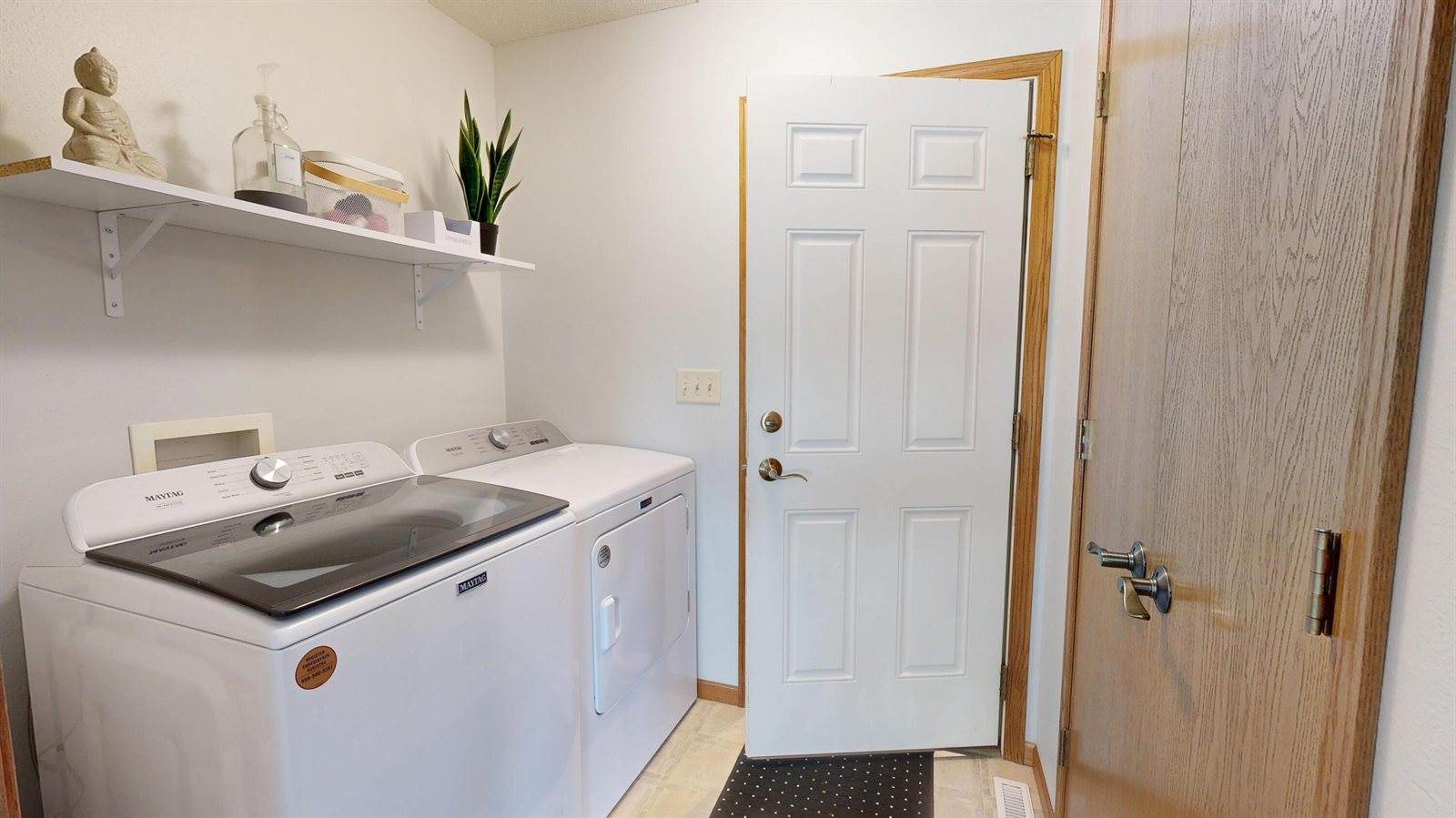 120 Rhyme St, West Salem, WI 54669