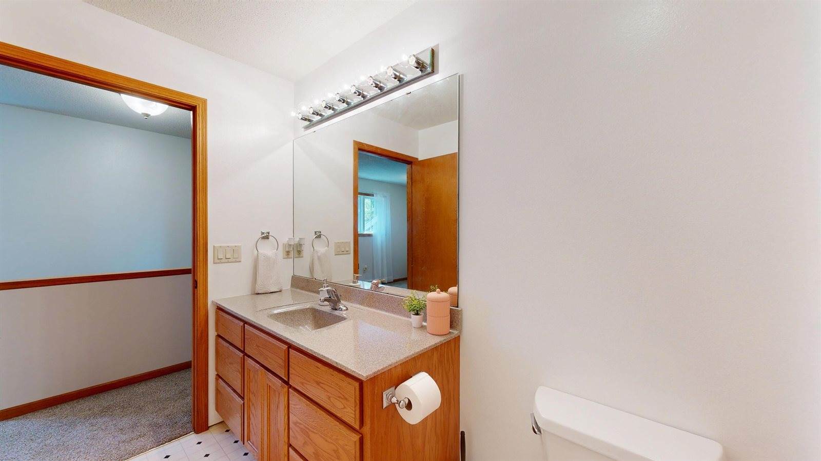 120 Rhyme St, West Salem, WI 54669