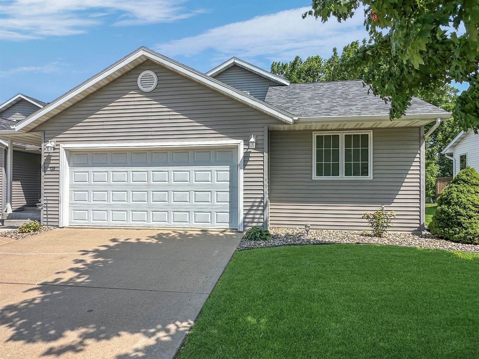 120 Rhyme St, West Salem, WI 54669