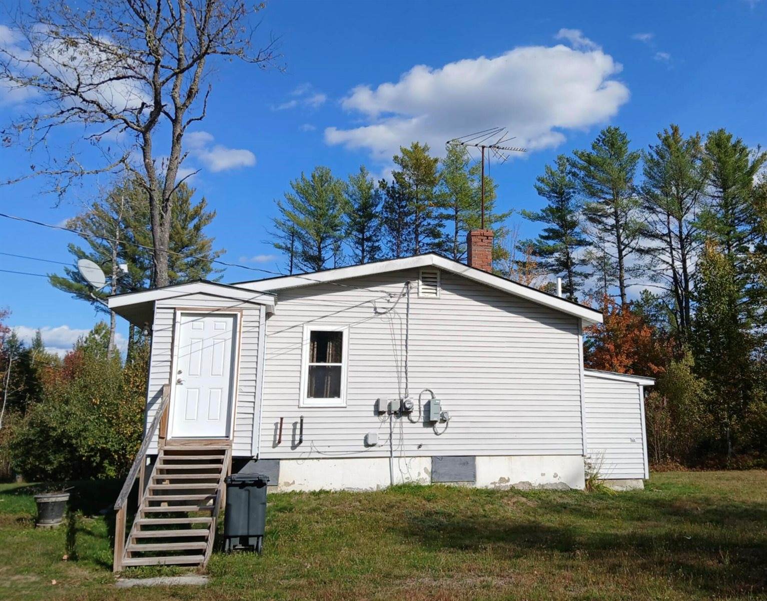 435 East Ridge Road, Greenbush, ME 04418