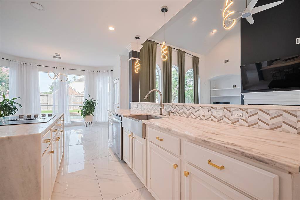 13523 Missarah Lane, Cypress, TX 77429