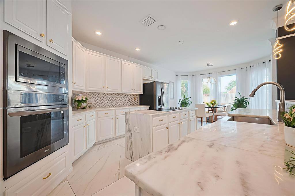 13523 Missarah Lane, Cypress, TX 77429