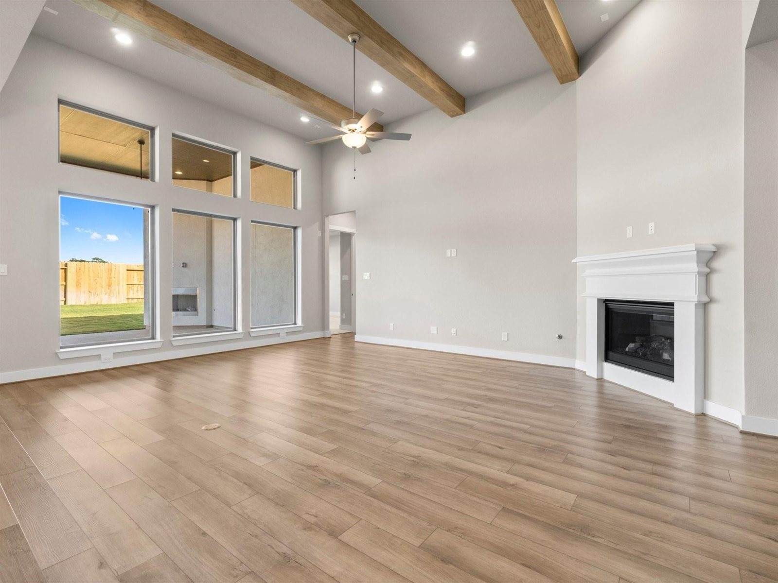 302 Marsh Wren Way, Magnolia, TX 77354